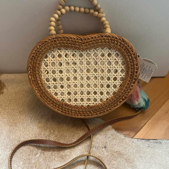 Heart Basket Purse - Picture 6 of 6